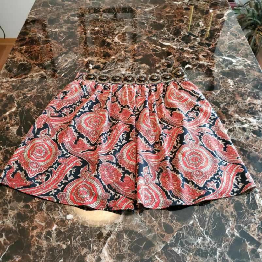 Francesca's Miami Embroidered Floral Mini Skirt